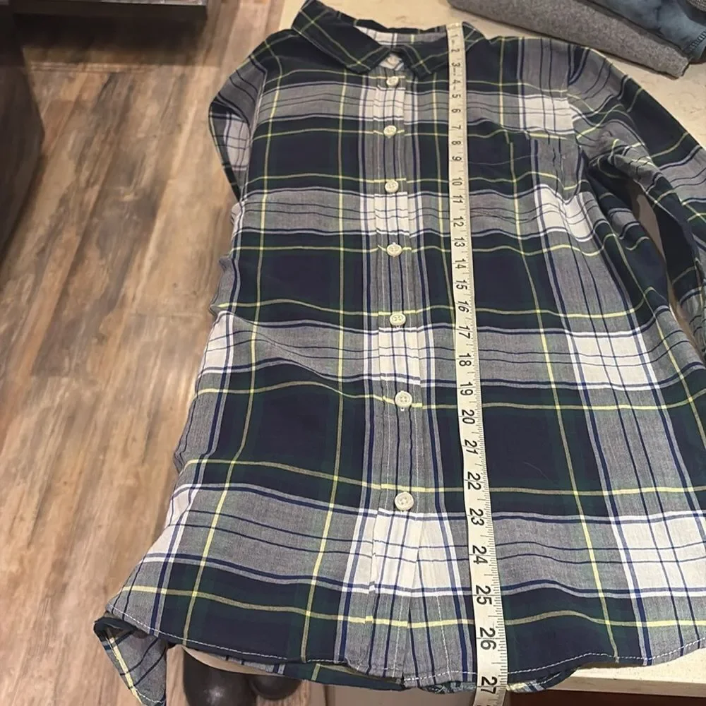J.Crew plaid button down SZ Small